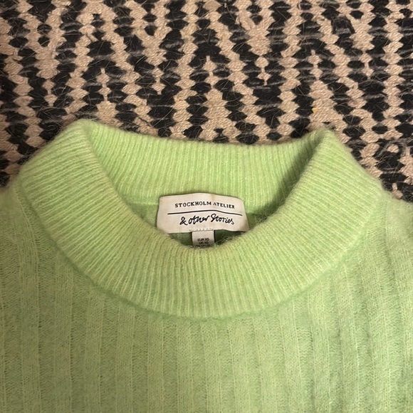 & Other Stories lime green sweater - Picture 2 of 4
